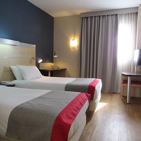 Holiday Inn Express Malaga Airport By Ihg Ngoại thất bức ảnh