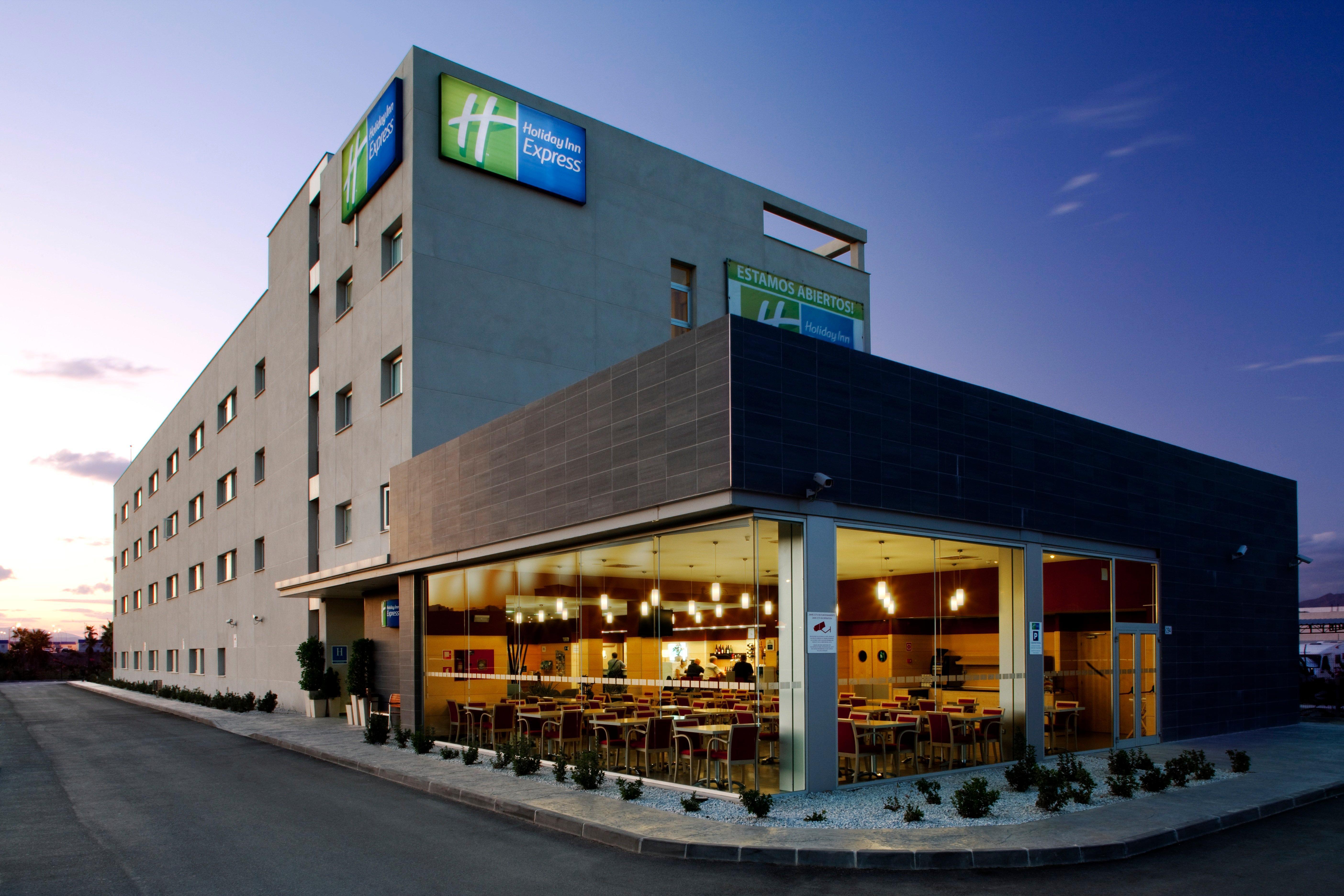Holiday Inn Express Malaga Airport By Ihg Ngoại thất bức ảnh