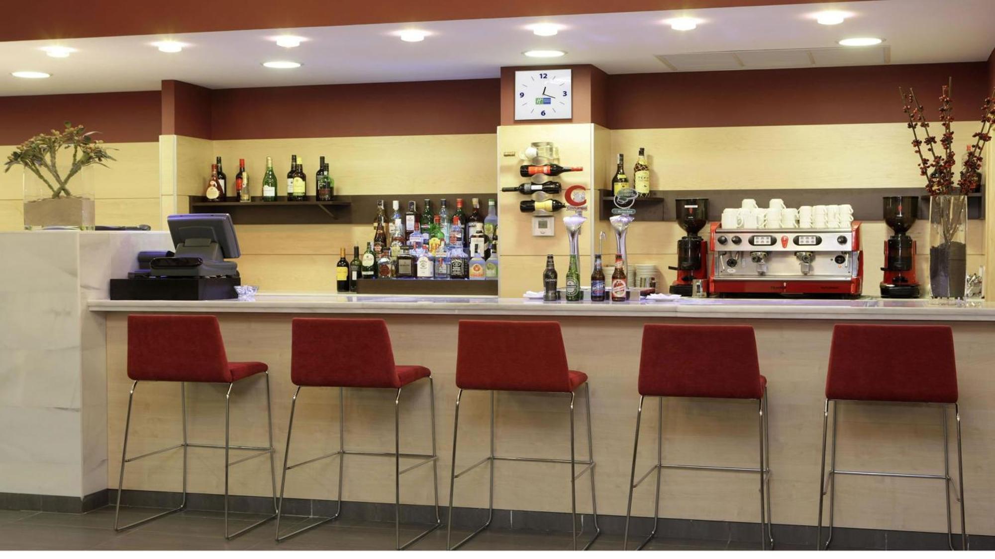 Holiday Inn Express Malaga Airport By Ihg Ngoại thất bức ảnh