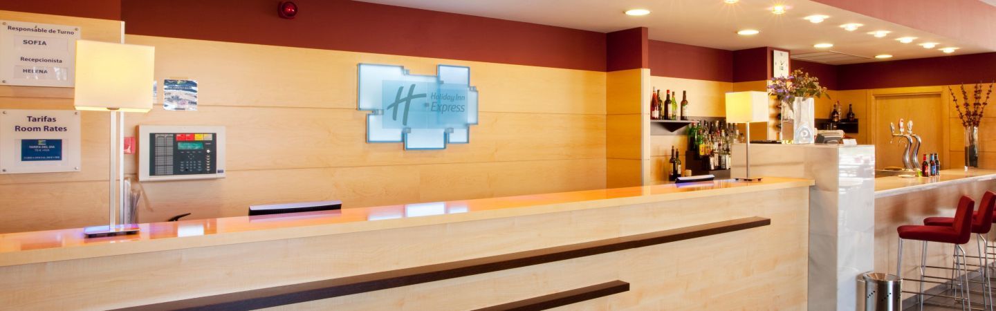 Holiday Inn Express Malaga Airport By Ihg Ngoại thất bức ảnh