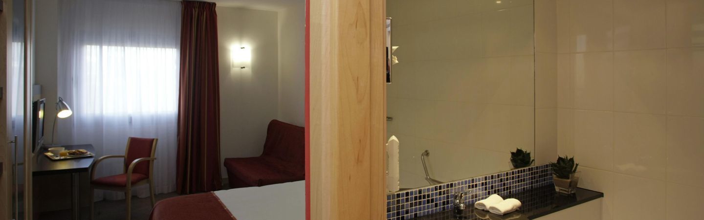 Holiday Inn Express Malaga Airport By Ihg Ngoại thất bức ảnh